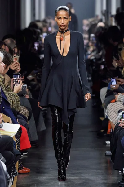 Look 2